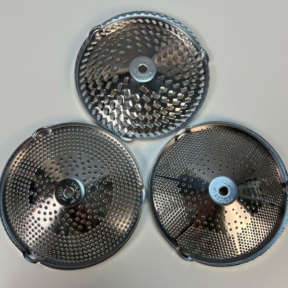 OXO Good Grips Food Mill 3-in-1 Design Fine Medium Course Purées Stainless Steel - Picture 7 of 14